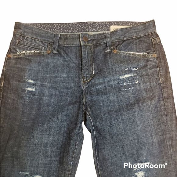 Gap Jeans Denim Distressed Capri Size 10 - Picture 2 of 5